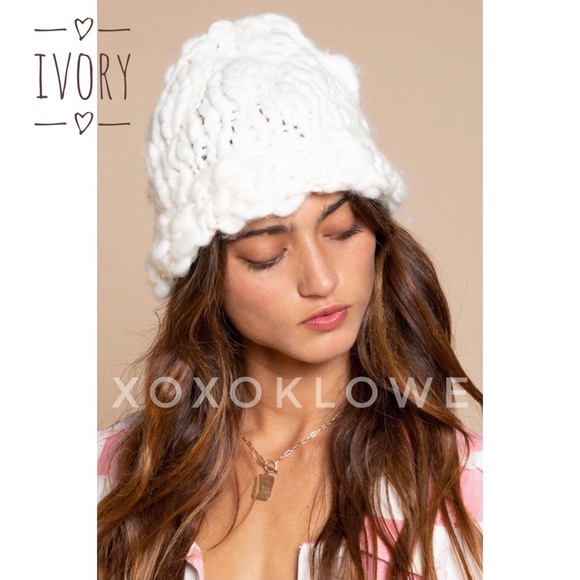 POL Crochet Fuzzy Beanie Hat 2 Colors - Picture 3 of 13